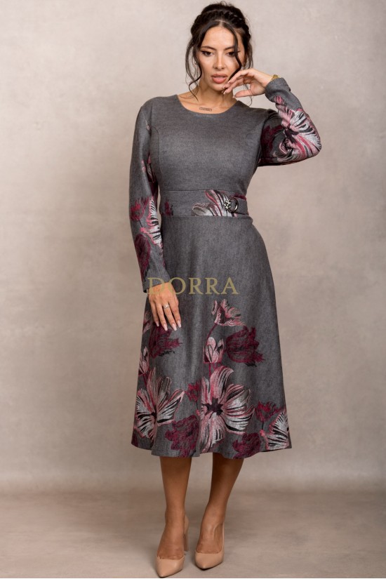 Rochie Andrada din tricot gri inchis cu imprimeu floral, maneca lunga si catarama in talie